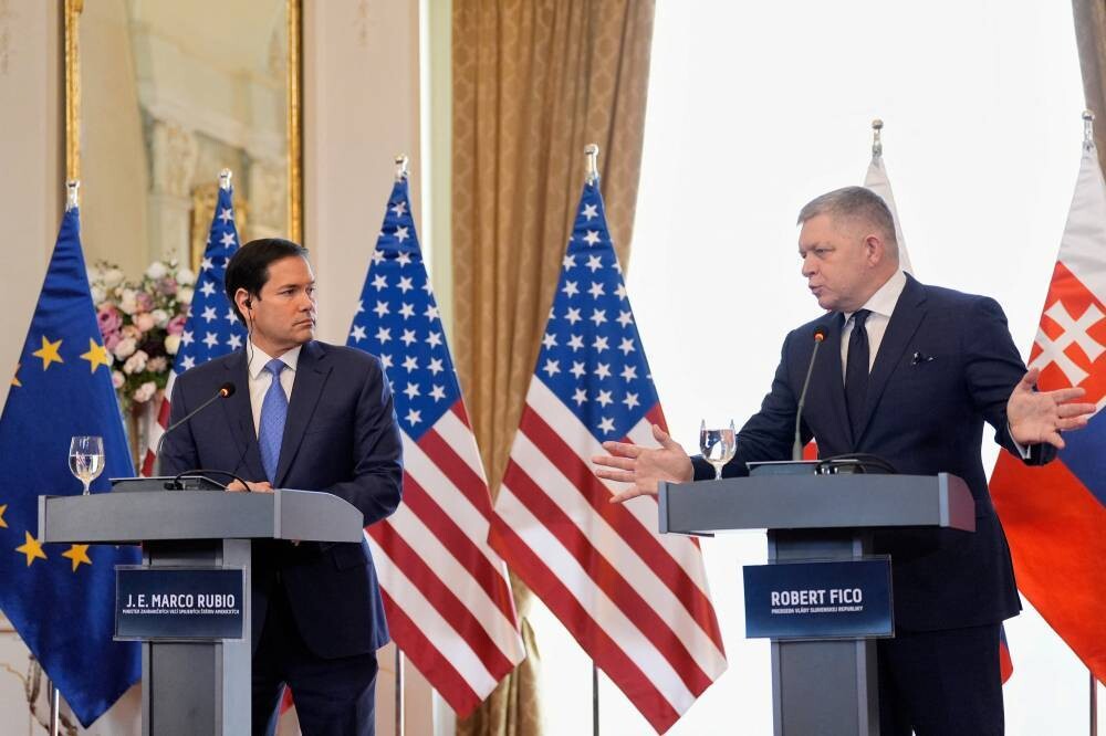 Fico Accuses Ukraine of Delaying Pipeline Restart