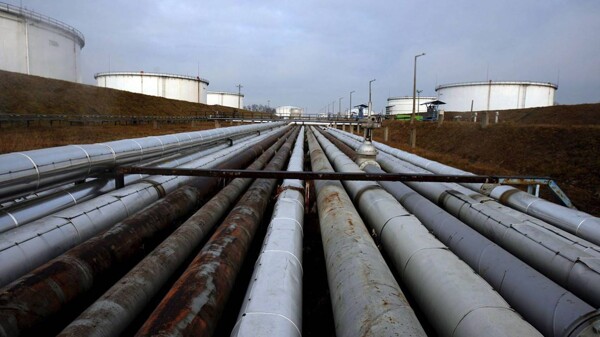 Slovakia suspends electricity supplies to Ukraine